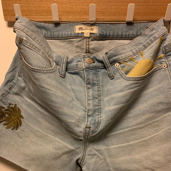 Madewell High-Rise Denim Short: Sun Embroidered Edition - Picture 6 of 12